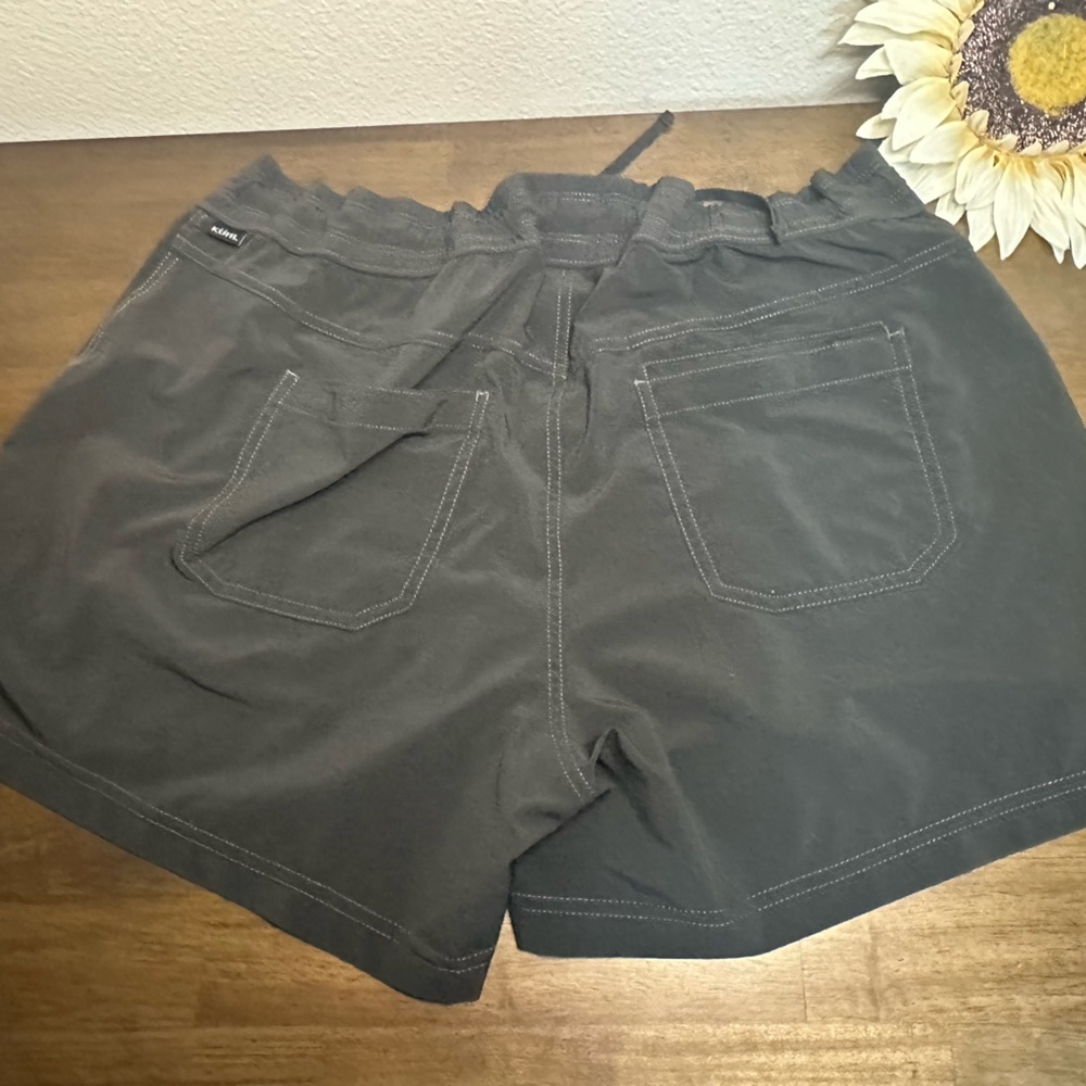 Women's Kuhl Vantage Shorts ~ pull on- black~  4 in inseam ~ size large - Picture 5 of 8